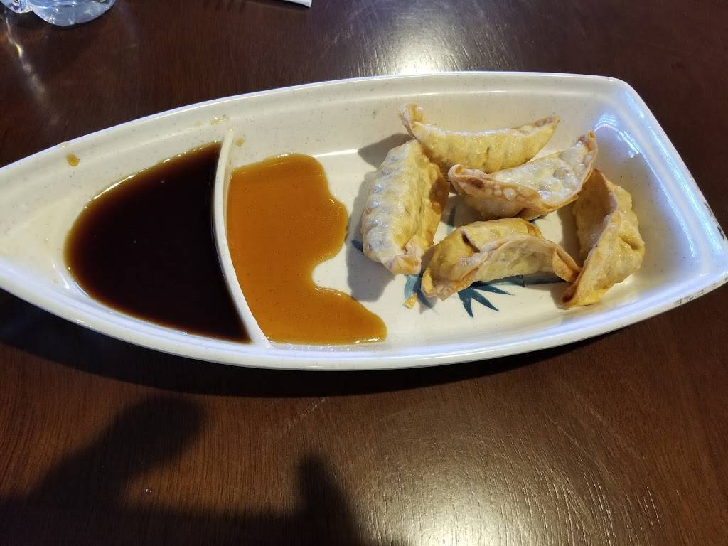 Kwangs Palace | restaurant | 15029 W Thorne Ln SW, Tacoma, WA 98498, USA | 2535814940 OR +1 253-581-4940