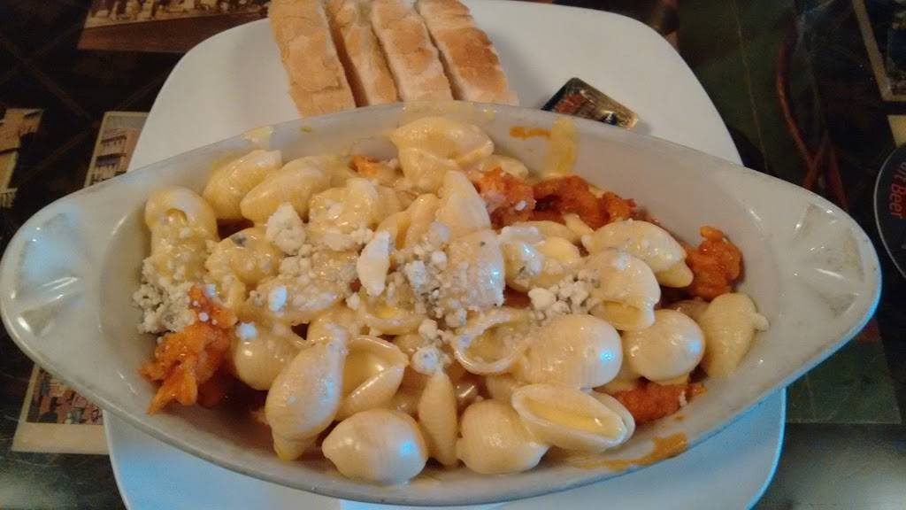 The Grafton Pub & Grill | restaurant | 4530 N Lincoln Ave, Chicago, IL 60625, USA | 7732719000 OR +1 773-271-9000