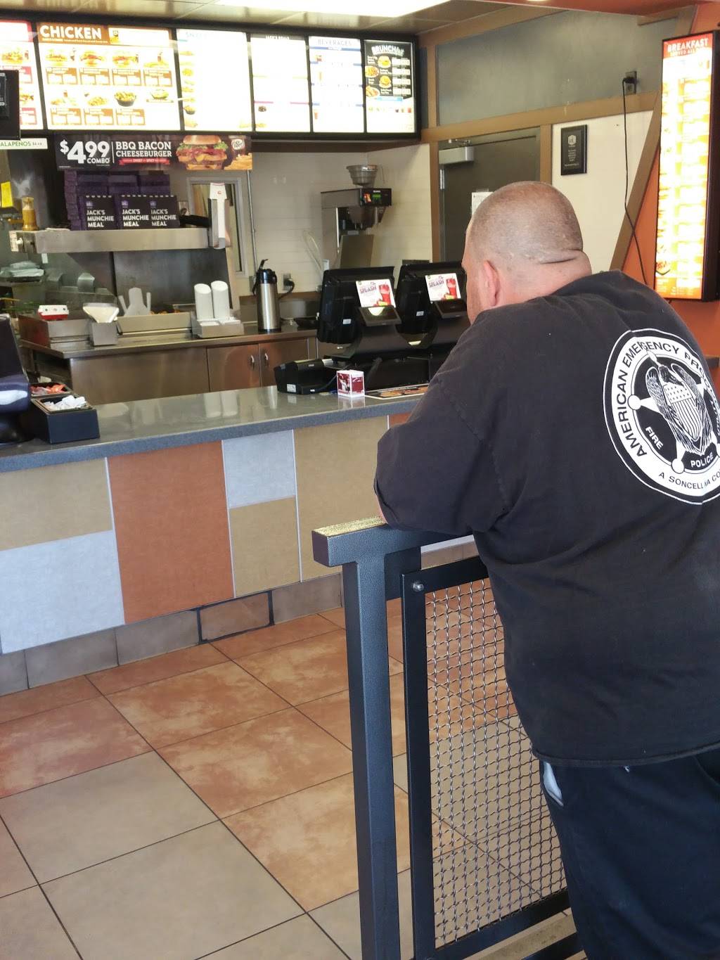 Jack in the Box | restaurant | 4900 W Ray Rd, Chandler, AZ 85226, USA | 4807754660 OR +1 480-775-4660