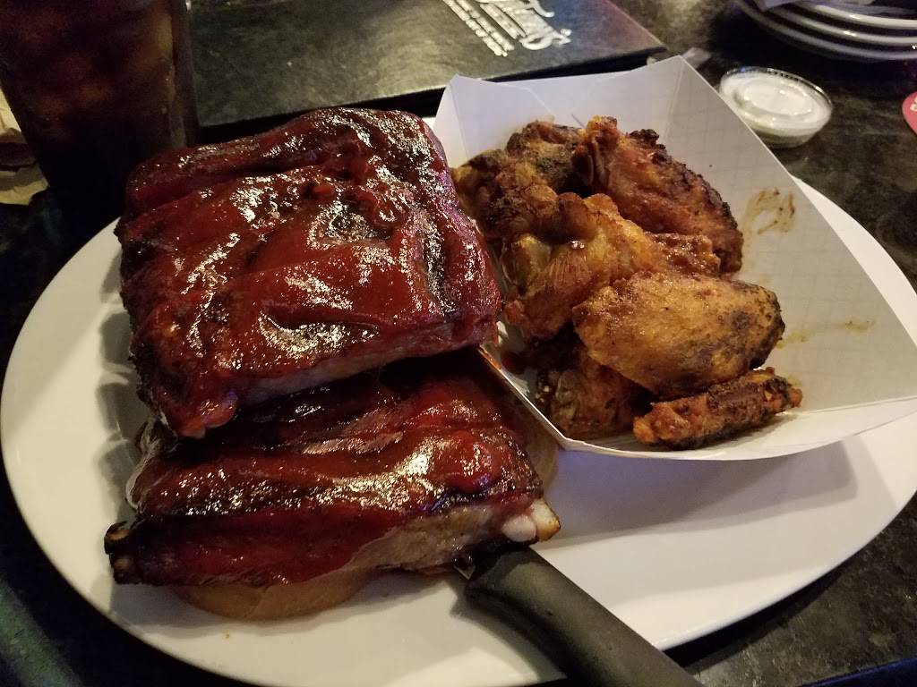 Callahans West | restaurant | 22917 W 83rd St, Lenexa, KS 66227, USA | 9134223434 OR +1 913-422-3434