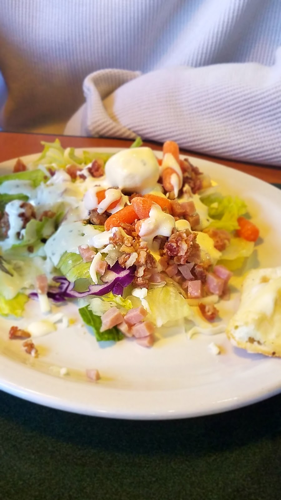 Round Table Pizza | meal delivery | 130 Shadow Ln #1, Fernley, NV 89408, USA | 7755752676 OR +1 775-575-2676