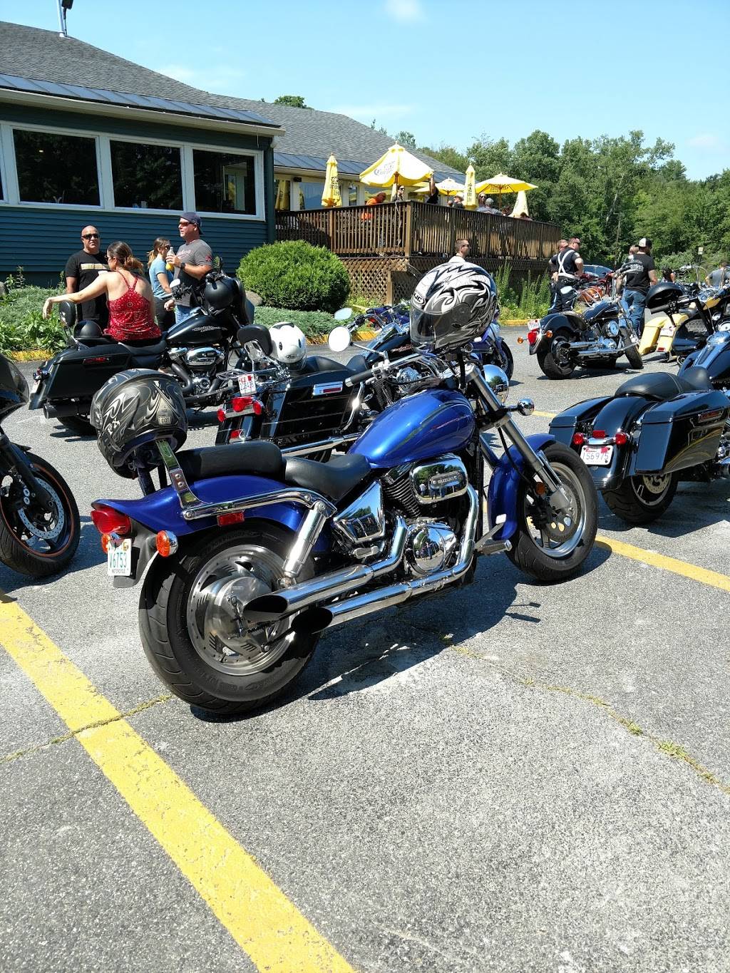 Bolton Street Tavern | restaurant | 587 Bolton St, Marlborough, MA 01752, USA | 5084854416 OR +1 508-485-4416