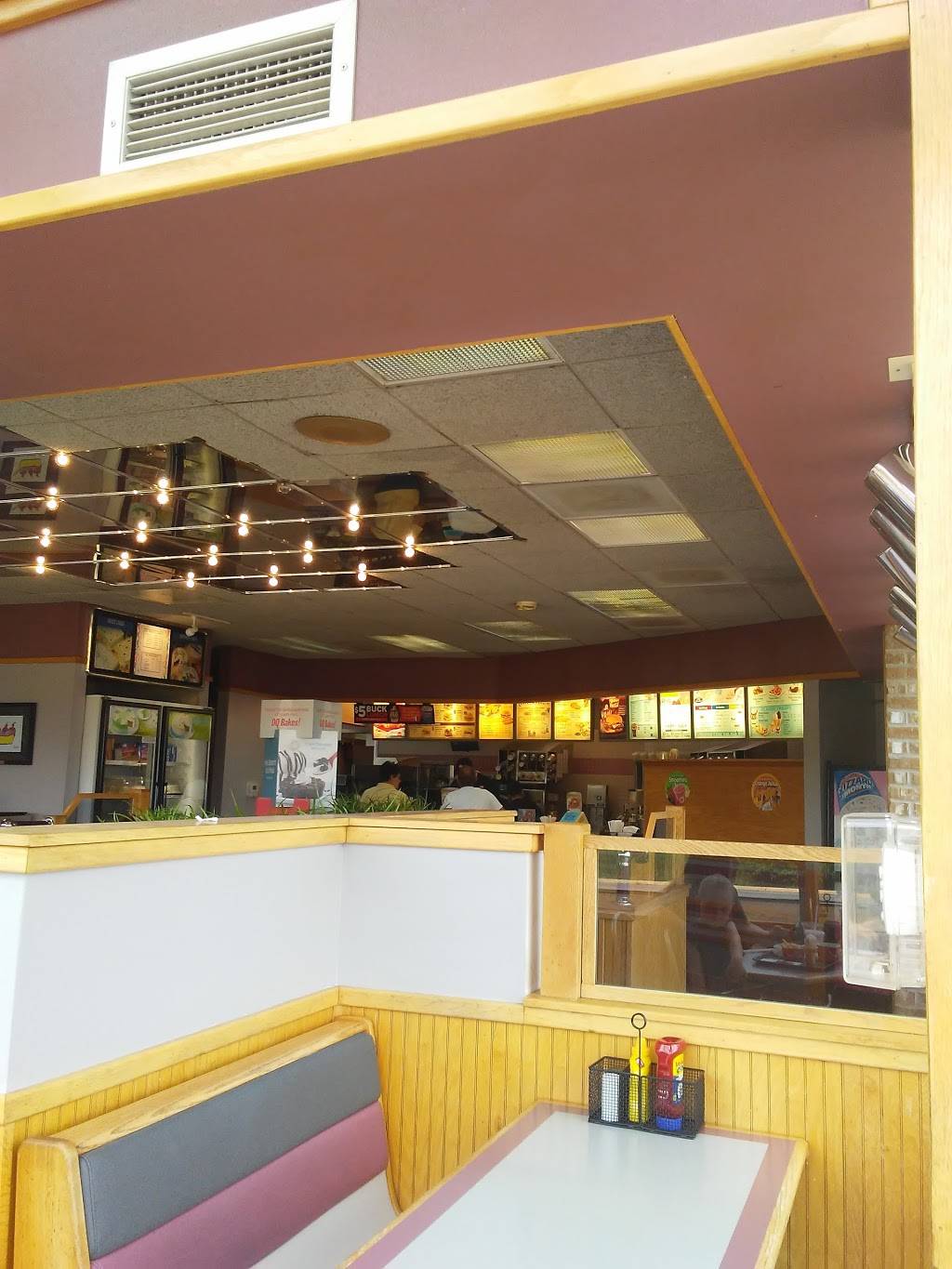 Dairy Queen | restaurant | 5231 Thompson Rd, Indianapolis, IN 46237, USA | 3177829887 OR +1 317-782-9887