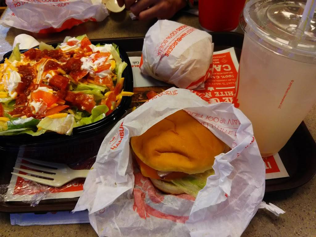 Wendys | restaurant | 6585 Airport Rd, Mississauga, ON L4V 1E5, Canada | 9056787846 OR +1 905-678-7846