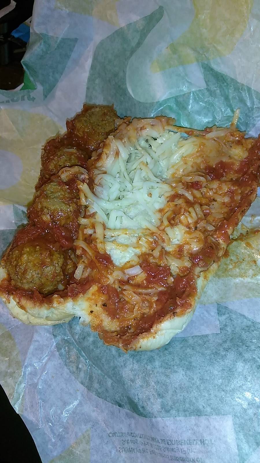 Subway | restaurant | 241 E, FM1382, Cedar Hill, TX 75104, USA | 9722937888 OR +1 972-293-7888