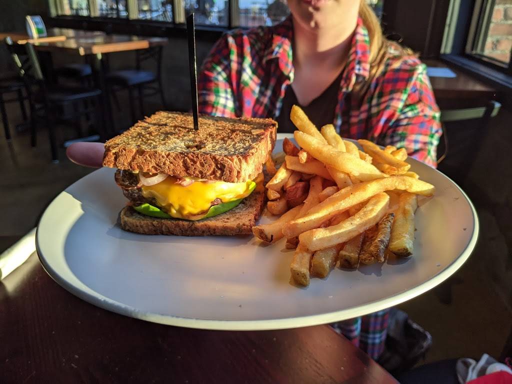 The Maroon Door | restaurant | 418 N Main St, Blacksburg, VA 24060, USA | 5406057418 OR +1 540-605-7418