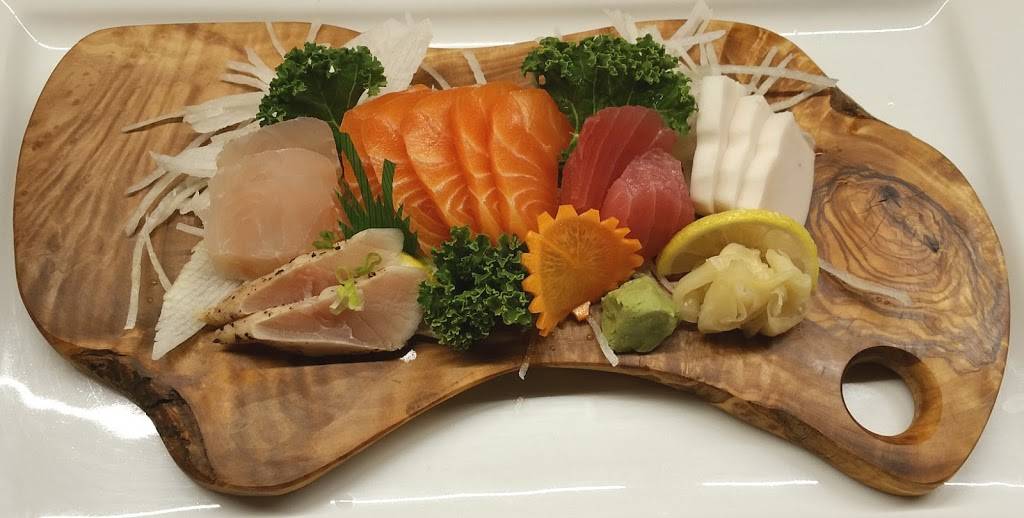 Sushi2Go Queensway | restaurant | 892 The Queensway, Etobicoke, ON M8Z 1P1, Canada | 4162594246 OR +1 416-259-4246