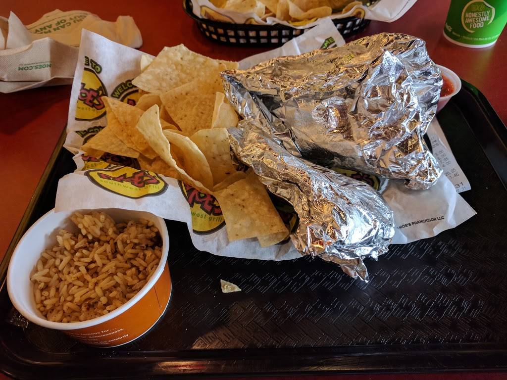 Moes Southwest Grill | restaurant | 5211 Library Rd, Bethel Park, PA 15102, USA | 4128513042 OR +1 412-851-3042
