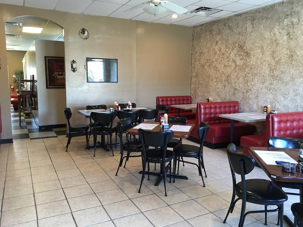 Stavros Pizza and Grill | restaurant | 2401 E Graves Ave, Orange City, FL 32763, USA | 3862180955 OR +1 386-218-0955