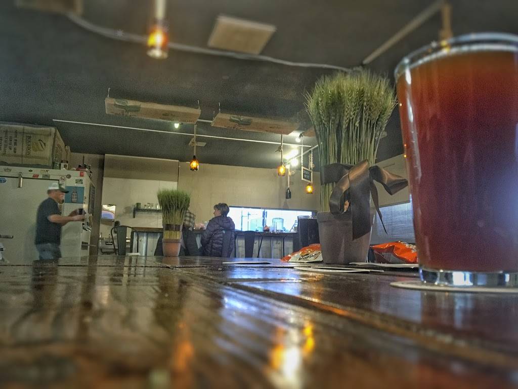 Acorn Brewing | restaurant | 2105 Meridian Ave E, Edgewood, WA 98371, USA | 2535178899 OR +1 253-517-8899