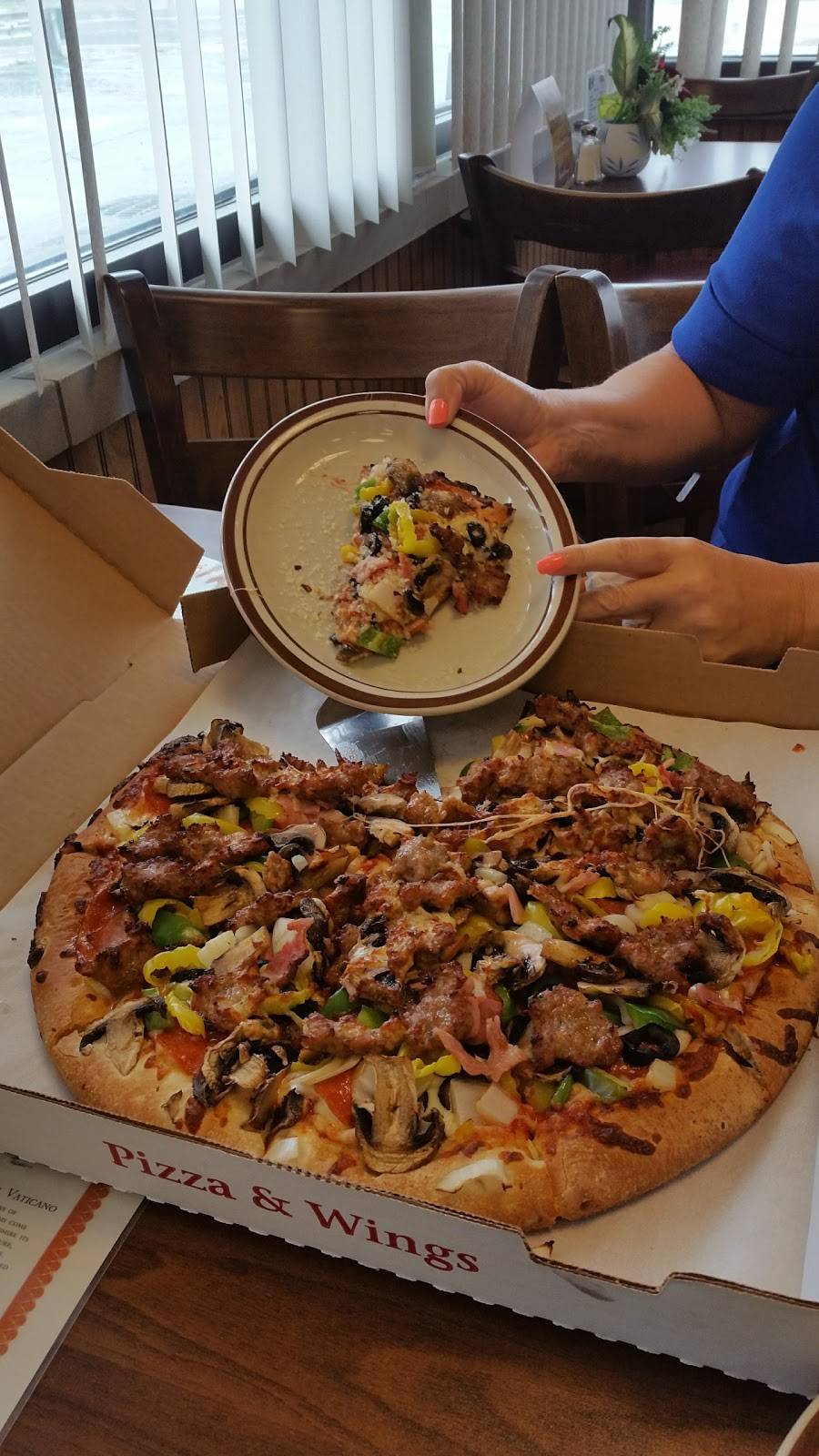 Fratellos Pizza | restaurant | 7021 W 130th St, Parma Heights, OH 44130, USA | 4408880011 OR +1 440-888-0011