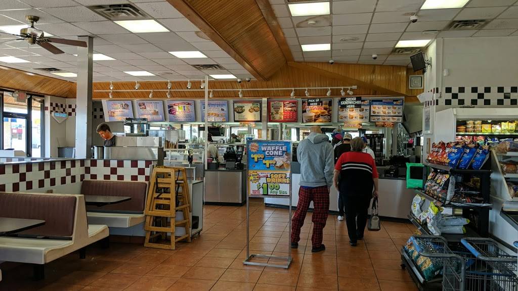 Braums Ice Cream & Burger Restaurant | restaurant | 3101 E Memorial Rd, Edmond, OK 73013, USA | 4054784730 OR +1 405-478-4730