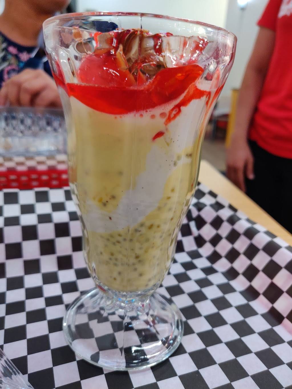 Falafel Guys | restaurant | 362 N Walton Ave, Yuba City, CA 95993, USA | 5306457200 OR +1 530-645-7200