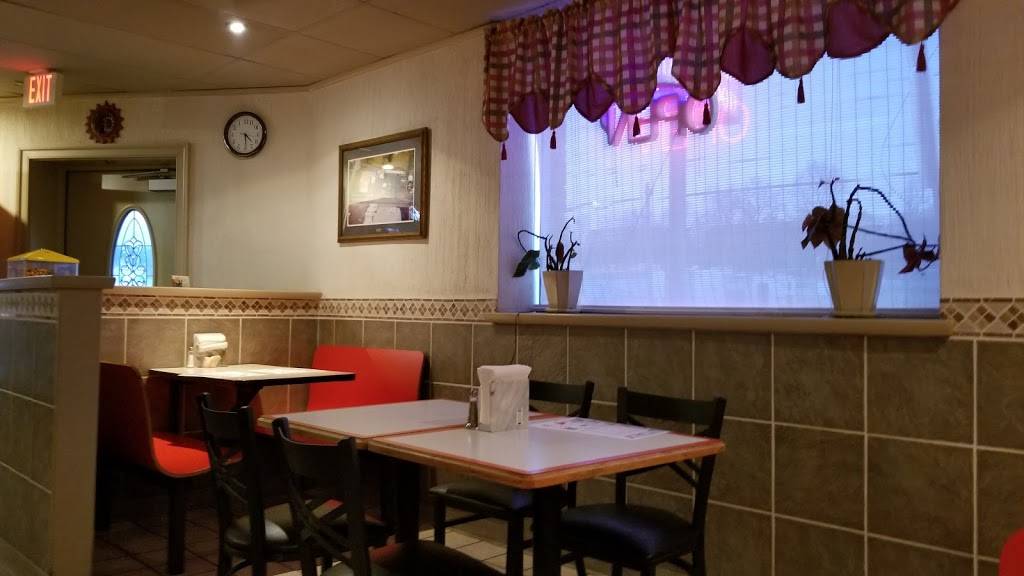 Two Cousins Pizza | restaurant | 437 E Main St, Mountville, PA 17554, USA | 7172853660 OR +1 717-285-3660