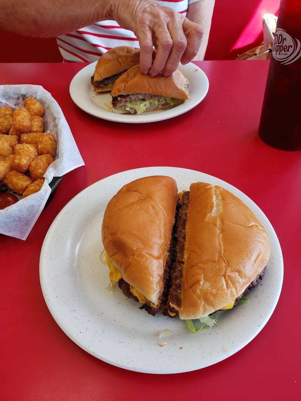 Rons Hamburgers & Chili | restaurant | 1440 South Denver Ave W, Tulsa, OK 74119, USA | 9183827667 OR +1 918-382-7667