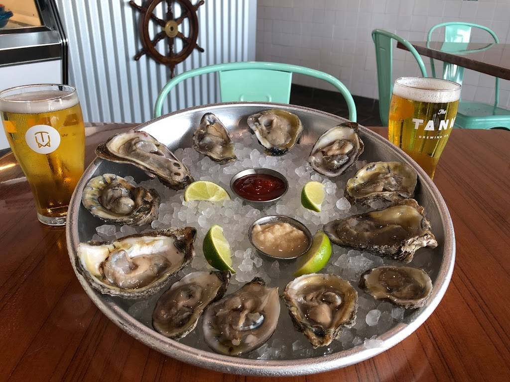 Captain Jims Seafood Market & Restaurant | restaurant | 12950 W Dixie Hwy, North Miami, FL 33161, USA | 3058922812 OR +1 305-892-2812