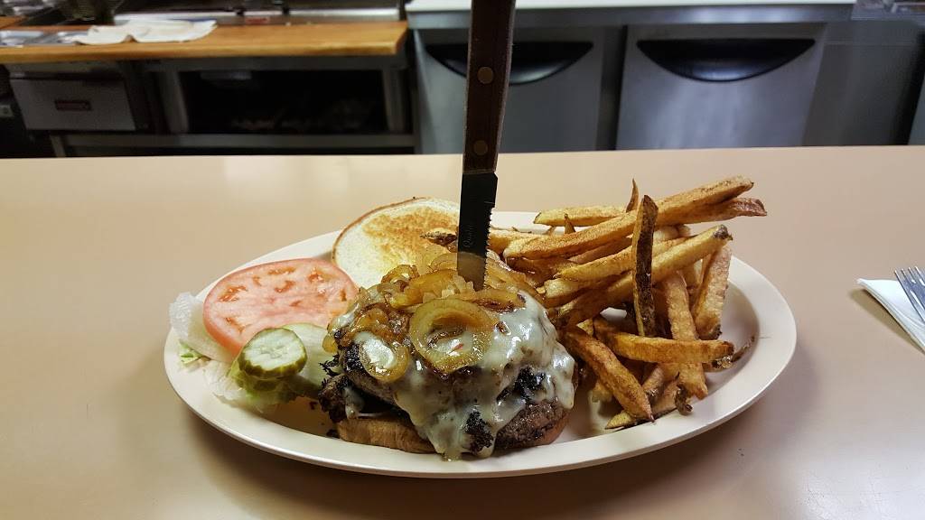 Belmont Snack Shop | restaurant | 3407 W Belmont Ave, Chicago, IL 60618, USA | 7732936100 OR +1 773-293-6100