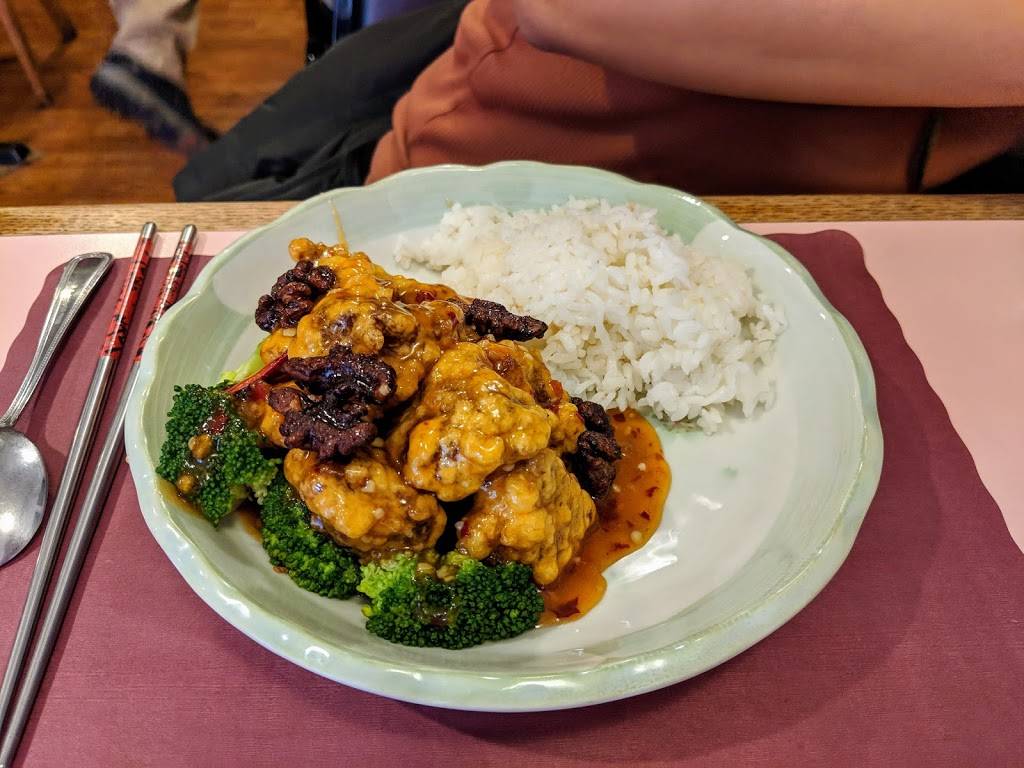 Rays Cafe & Tea House | cafe | 141 N 9th St, Philadelphia, PA 19107, USA | 2159225122 OR +1 215-922-5122