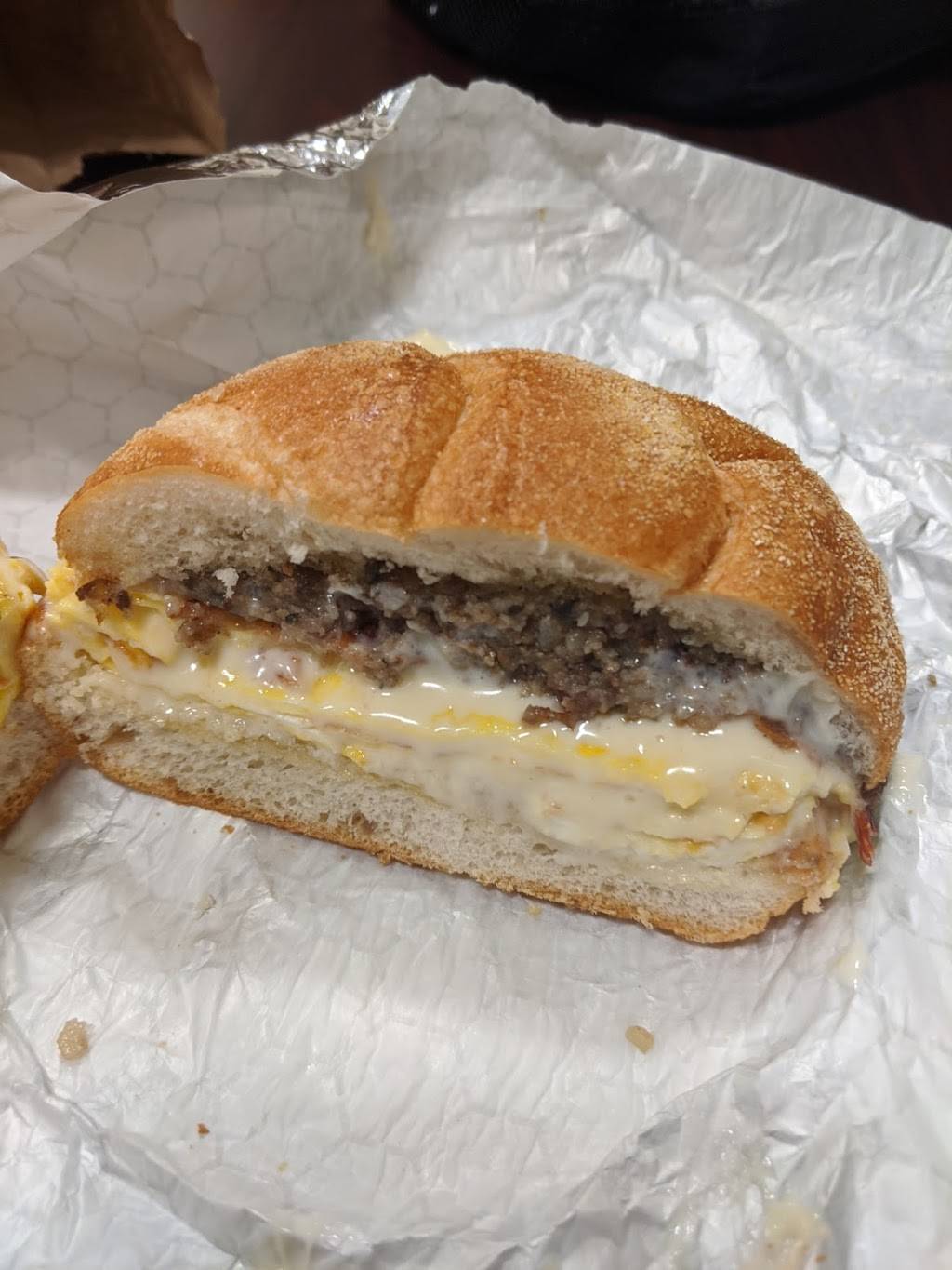 Garrison Deli | restaurant | 501 W 7th St, New Castle, DE 19720, USA | 3025015300 OR +1 302-501-5300