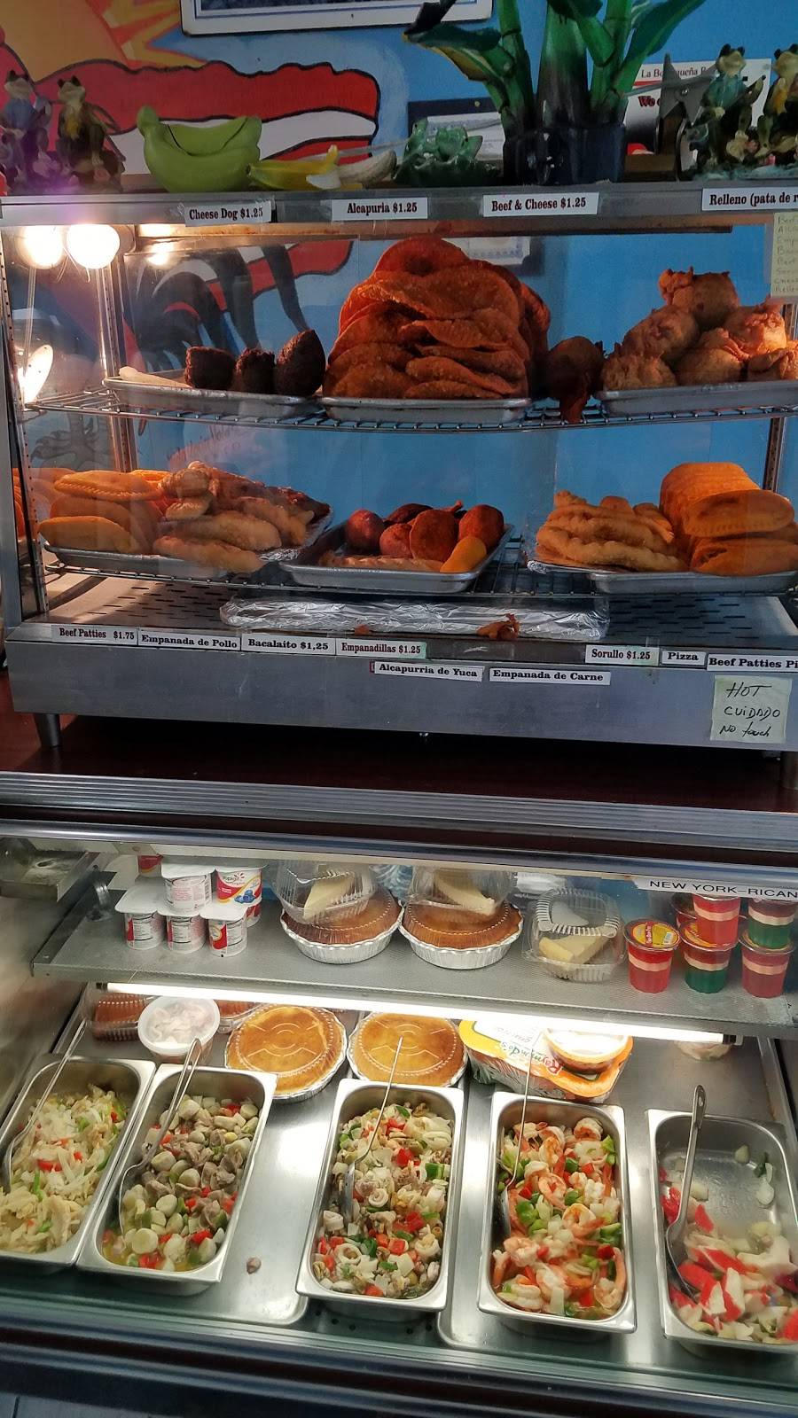 La Borinqueña Restaurant | restaurant | 466 S Main St, Waterbury, CT 06706, USA | 2037568845 OR +1 203-756-8845