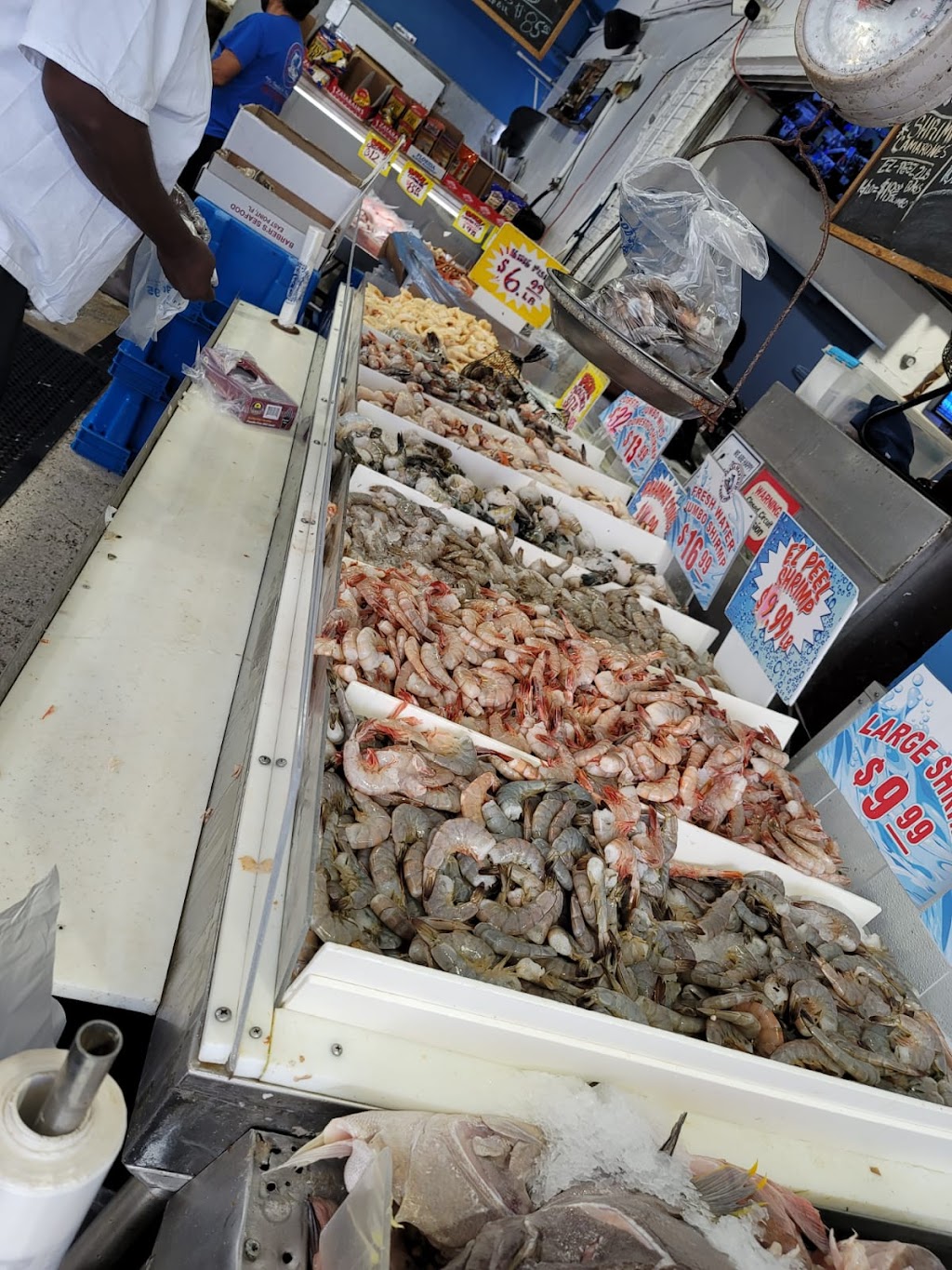 Pescaderia | restaurant | 3114 NW 17th Ave, Miami, FL 33142, USA | 3056361695 OR +1 305-636-1695