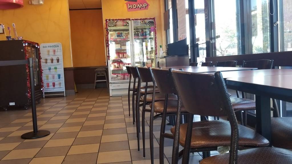 Dunkin Donuts | cafe | 5150 W Touhy Ave, Skokie, IL 60077, USA | 8479820000 OR +1 847-982-0000