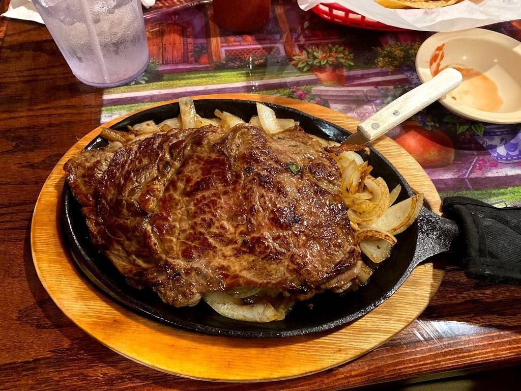 El Guadalajara Mexican Restaurant | restaurant | 203 E Broadway St, Collinwood, TN 38450, USA | 9317242435 OR +1 931-724-2435