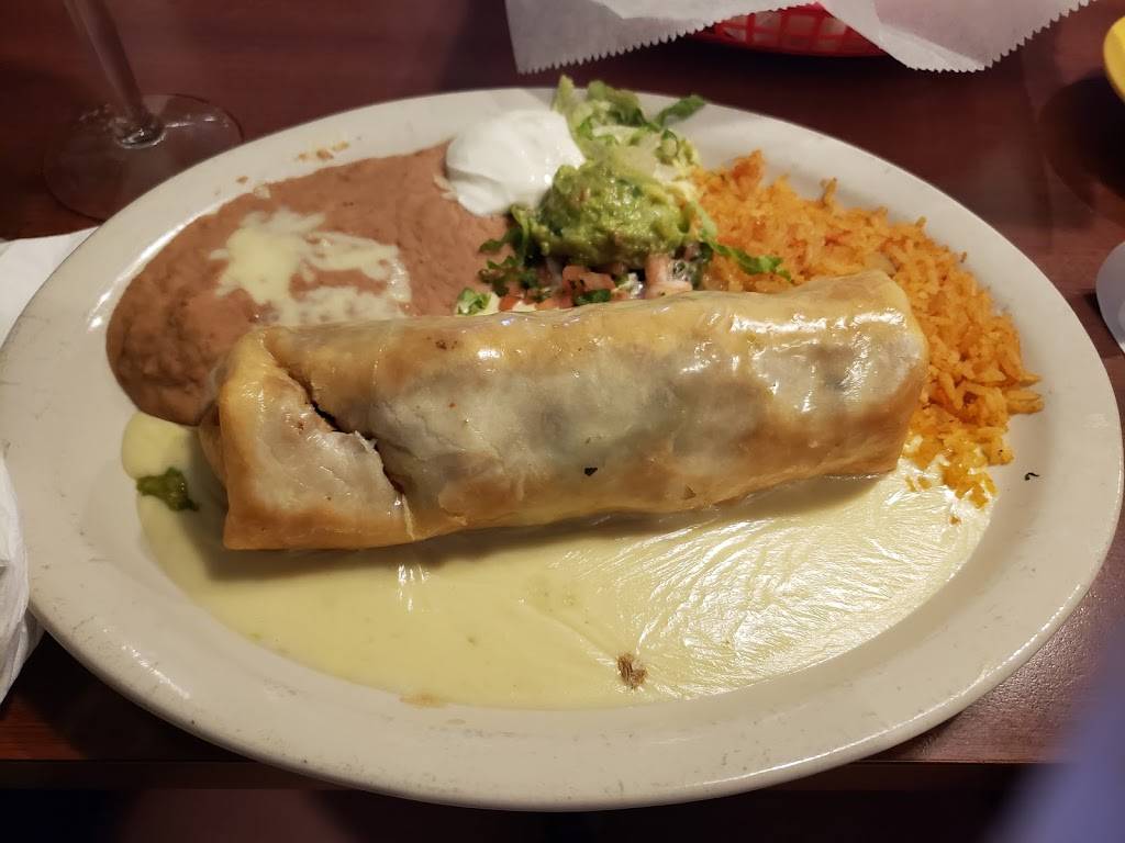 Zapatas Mexican Restaurant | restaurant | 4660 N Illinois St, Fairview Heights, IL 62208, USA | 6182775474 OR +1 618-277-5474