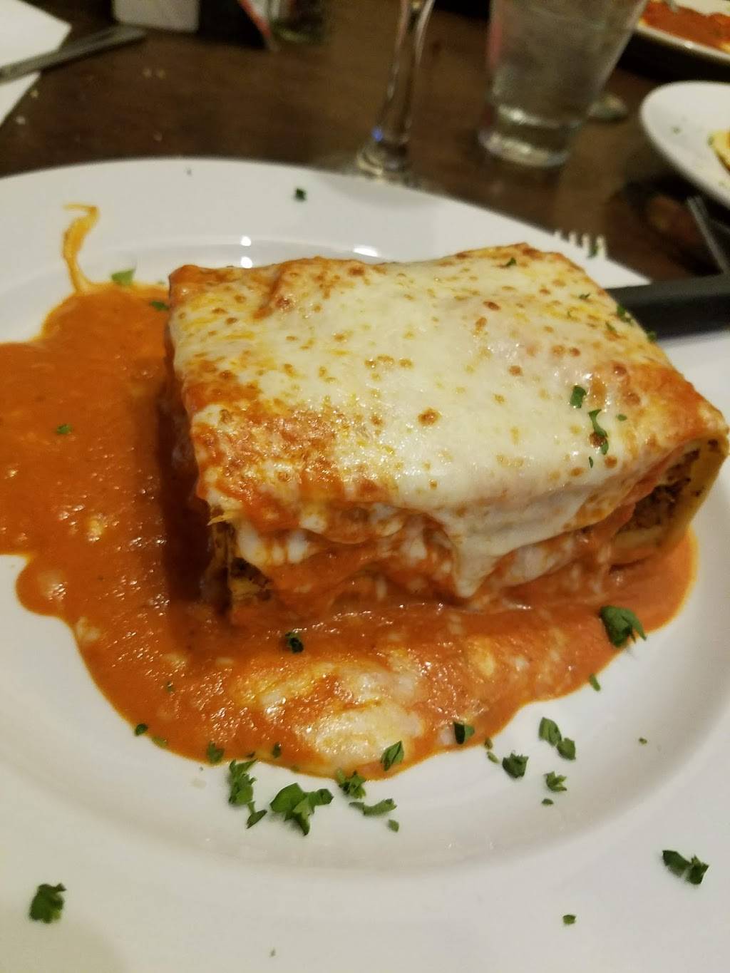 Gattos Italian Restaurant & Bar | restaurant | 1938 E Lincoln Hwy, New Lenox, IL 60451, USA | 8154857007 OR +1 815-485-7007