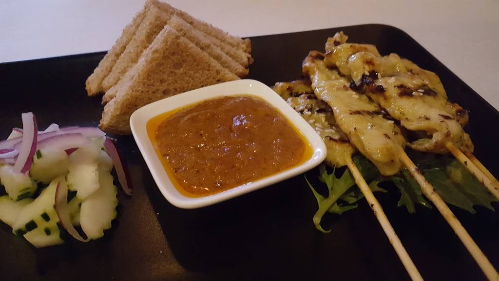 Khoom Lanna | restaurant | 107 4th St, Santa Rosa, CA 95401, USA | 7075458424 OR +1 707-545-8424