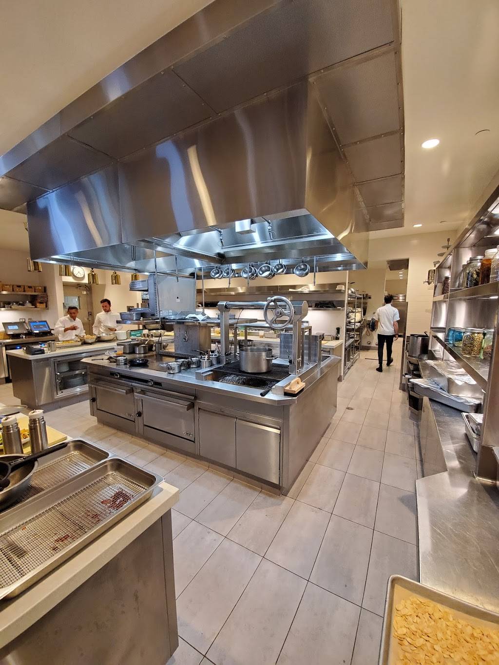 Knife Pleat | restaurant | 3333 S Bristol St, Costa Mesa, CA 92626, USA | 7148523974 OR +1 714-852-3974