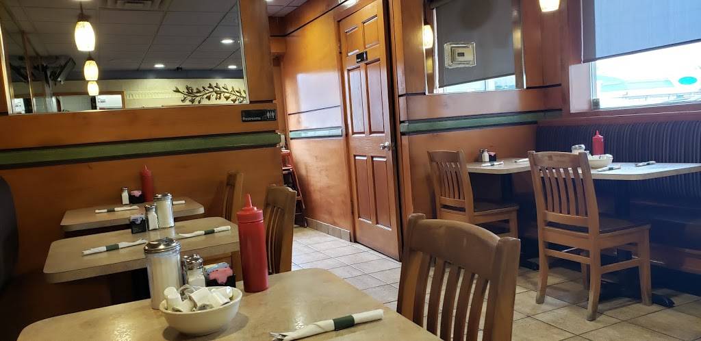 Markos Cozy Cafe | restaurant | 24818 Southfield Rd, Southfield, MI 48075, USA | 2485574324 OR +1 248-557-4324