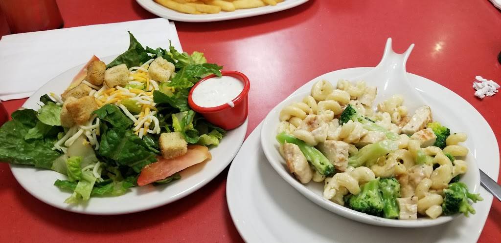 Friendlys | restaurant | 240 Buckland St, Manchester, CT 06040, USA | 8606447790 OR +1 860-644-7790