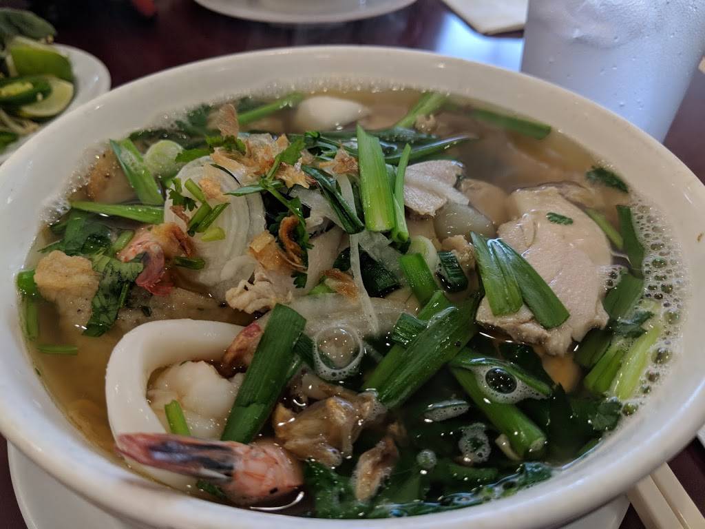 Lv Vietnamese Restaurant | restaurant | 2621 Springs Rd, Vallejo, CA 94591, USA | 7075610070 OR +1 707-561-0070