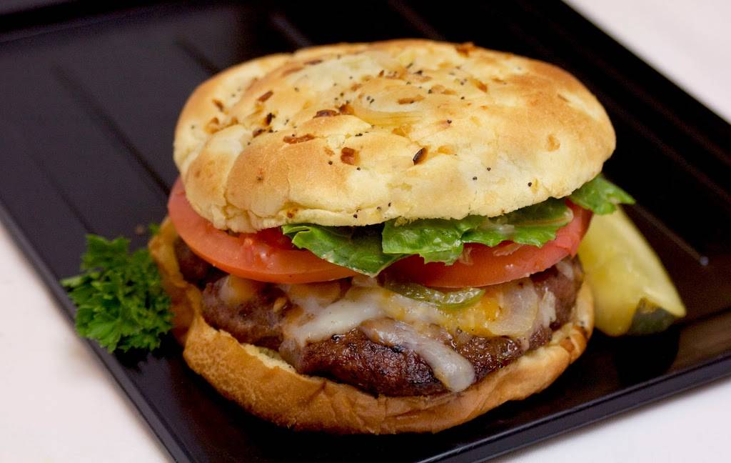 Belle Isle Pizza | meal delivery | 7869 E Jefferson Ave, Detroit, MI 48214, USA | 3133311222 OR +1 313-331-1222