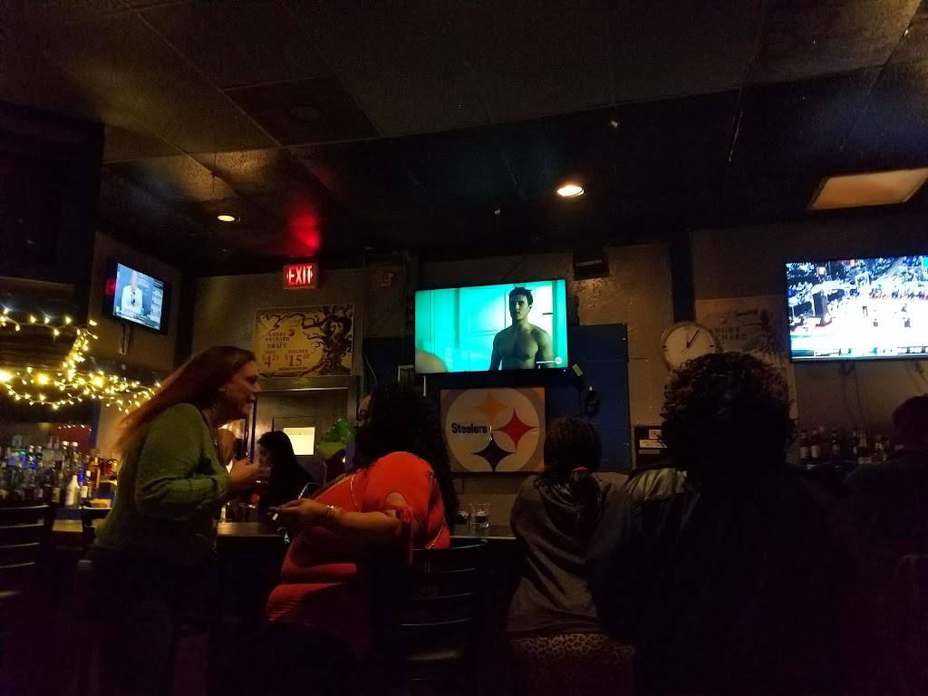 Stooges Bar & Grill | restaurant | 3900 Bonney Rd # 103, Virginia Beach, VA 23452, USA | 7572279823 OR +1 757-227-9823