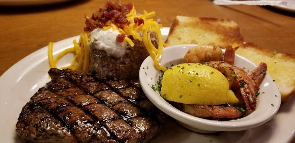 Texas Roadhouse | restaurant | 3961 S Gilbert Rd, Gilbert, AZ 85296, USA | 4807267427 OR +1 480-726-7427