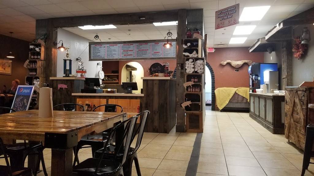 Bone Daddys BBQ | restaurant | 1900 S Saginaw Rd, Midland, MI 48640, USA | 9894962266 OR +1 989-496-2266