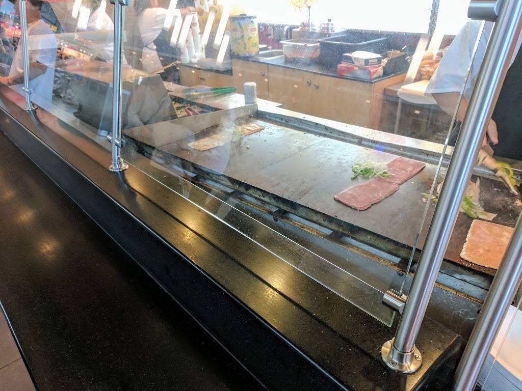 Charleys Philly Steaks | restaurant | 400 Commons Way spc 3505, Bridgewater, NJ 08807, USA | 6363873957 OR +1 636-387-3957