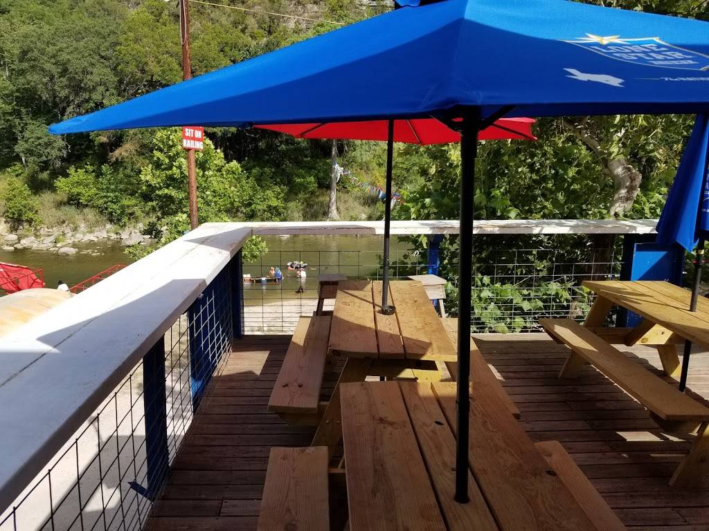 Lone Star Float House And Grill | restaurant | 7430 River Rd, New Braunfels, TX 78132, USA | 8309073866 OR +1 830-907-3866