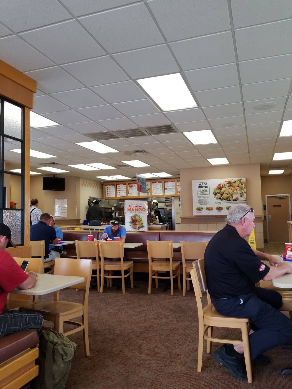 Wendys | restaurant | 1725 N Belt Line Rd, Irving, TX 75061, USA | 9723991868 OR +1 972-399-1868