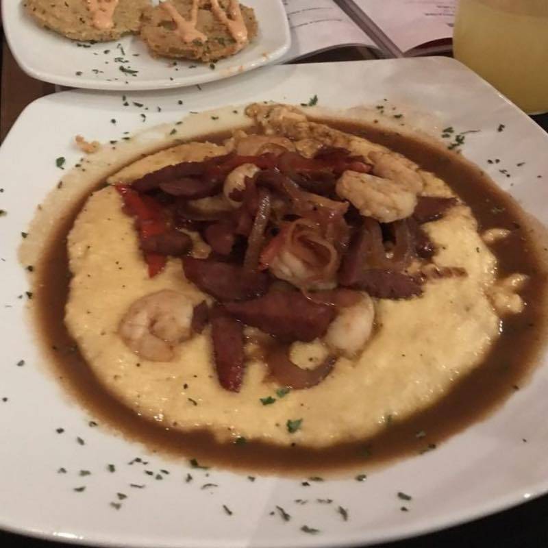 The Grillehouse of Tupelo | restaurant | 205 E Troy St, Tupelo, MS 38804, USA | 6625842950 OR +1 662-584-2950