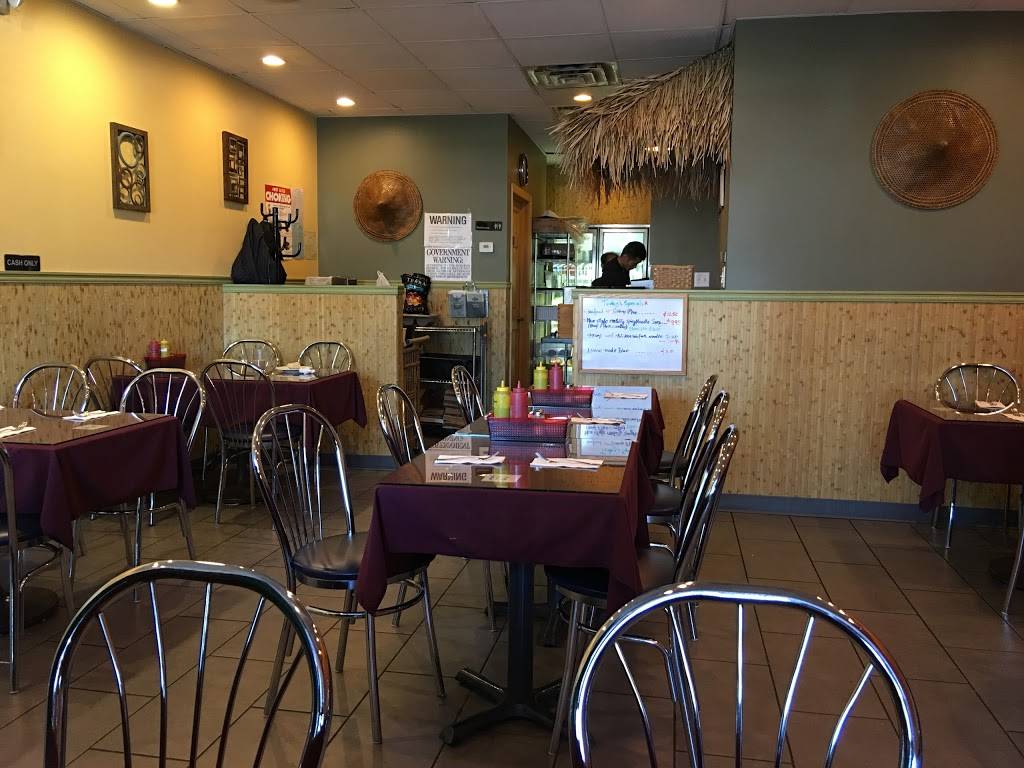 Pho Maxia | restaurant | 817 Carman Ave, Westbury, NY 11590, USA | 5164141738 OR +1 516-414-1738