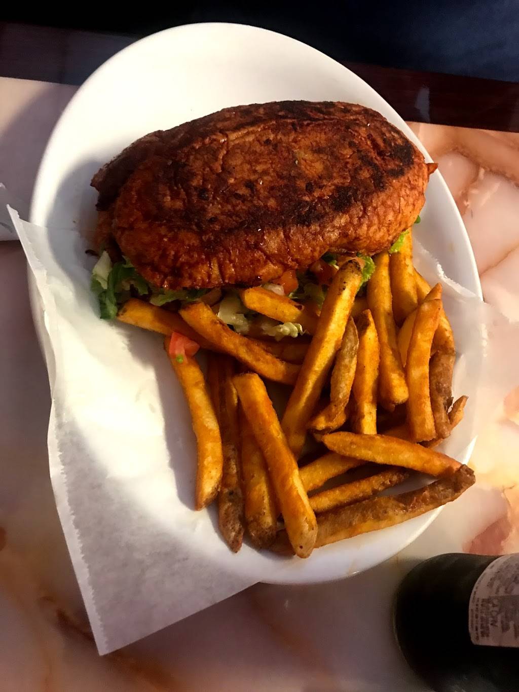 El Sombrero | restaurant | 1049 W Rochelle Rd, Irving, TX 75062, USA | 4695243645 OR +1 469-524-3645