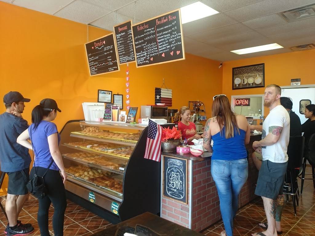 Snowflake Donuts | cafe | 4660 Louetta Rd #170, Spring, TX 77388, USA | 8325851106 OR +1 832-585-1106