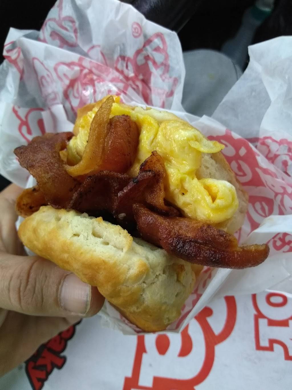 Sneaky Petes Hot Dogs | restaurant | 3229 Hwy 52 W, Pelham, AL 35124, USA | 2056216448 OR +1 205-621-6448