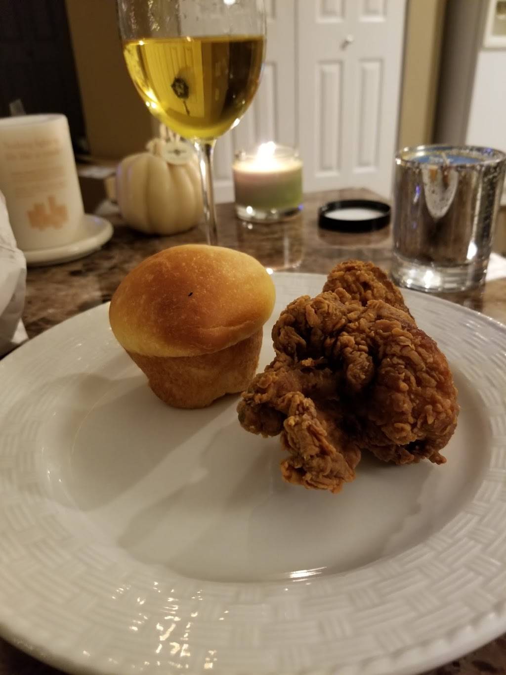 Ezells Famous Chicken | restaurant | 17620 140th Ave SE, Renton, WA 98058, USA | 4252550460 OR +1 425-255-0460