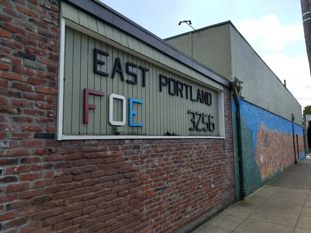 Fraternal Order of Eagles | restaurant | 4904 SE Hawthorne Blvd, Portland, OR 97215, USA | 5032327505 OR +1 503-232-7505