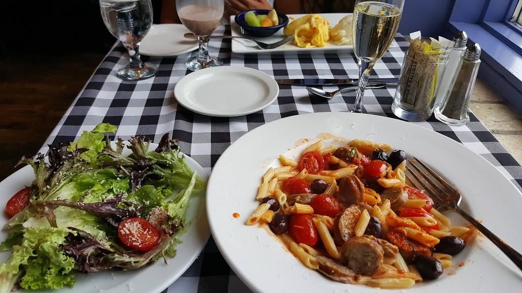 amical | restaurant | 229 E Front St, Traverse City, MI 49684, USA | 2319418888 OR +1 231-941-8888