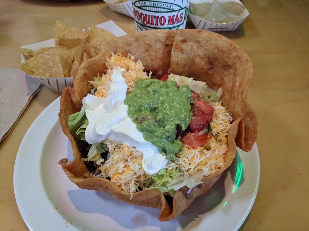 Poquito Mas | restaurant | 16545 Ventura Blvd, Encino, CA 91436, USA | 8187899400 OR +1 818-789-9400